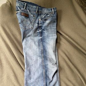 Men’s Wrangler Jeans